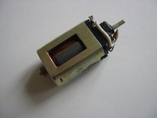 MOTEUR SIMPLE SORTIE 12 V POUR