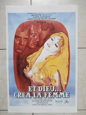 AFFICHE GUERRE D'ALGERIE / ET DIEU... CREA LA FEMME / 40 x 60 cm