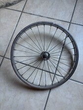 Roue avant / front wheel -