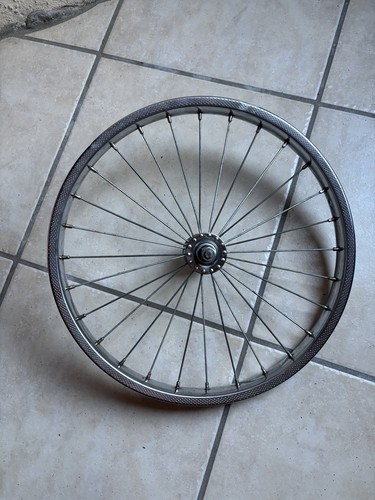 Roue avant front wheel - roue,