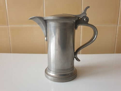 Ancien petit pichet cruche