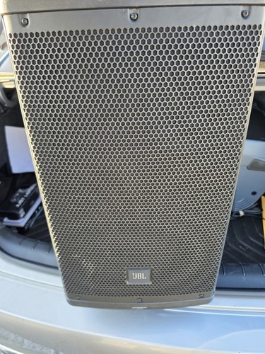 Used jbl eon - used,