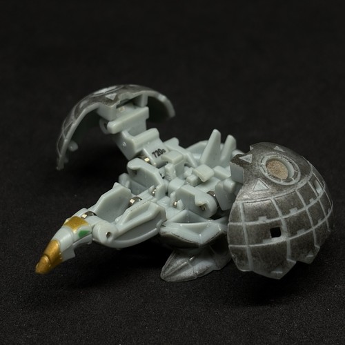 Bakugan wired haos - bakugan, battle