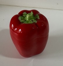 salière poivriere Légume Poivron Vintage Barbotine Collection Trompe L’œil