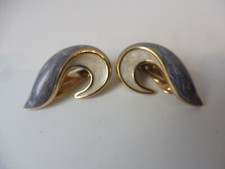 Belles Boucles D'Oreilles /