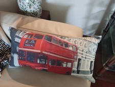 coussin London bus Téo Jasmin