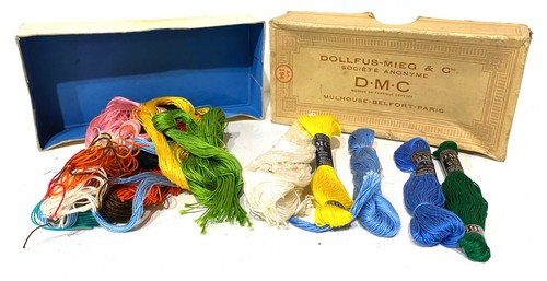 Ancienne boîte fils dmc avec - fils,