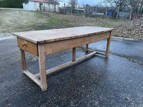 Table ferme de grande - de,