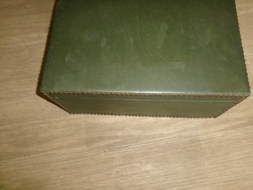 Ancien coffre bois - en,