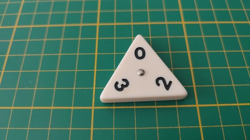 Pièce triangulaire 0 - pièce,