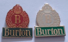lot 2 pins vetement chaussure BURTON