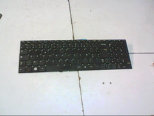 clavier MCB-UK4H+N5Q0M.B1U