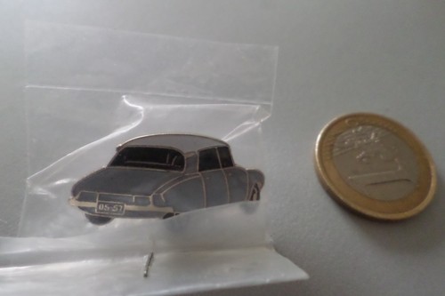 Insigne pin broche citroen - s,