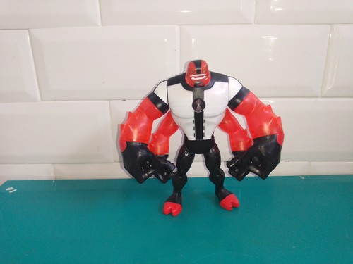 0309233 figurine ben alien - 10,