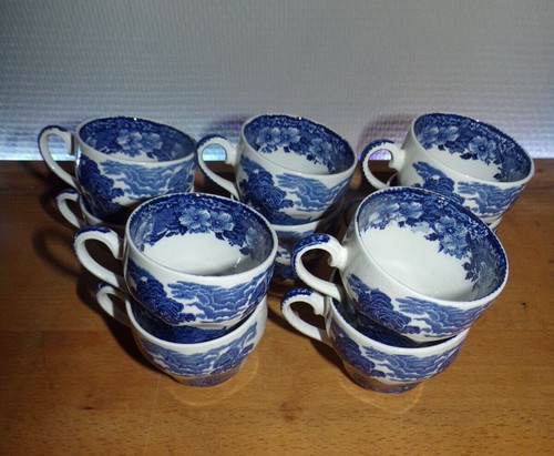 Tasses sous - 6,