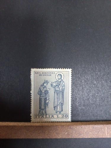 Timbre italie 2567 99 - timbre,
