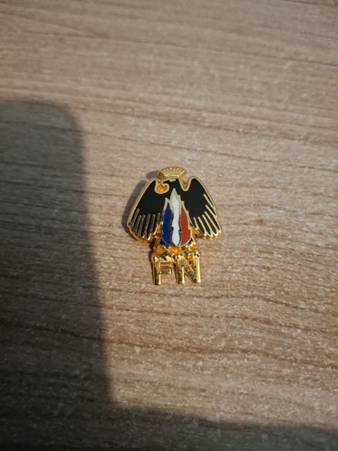 Pin aigle royal noir - fn,,