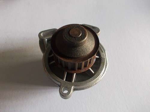 Pompe eau volvo 240 - pompe, 244