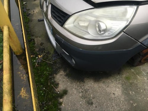 Pare choc avant renault - choc,