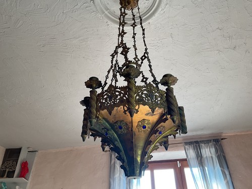 lustre eglise