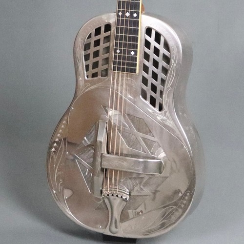 1928 national style - 1928, tricone