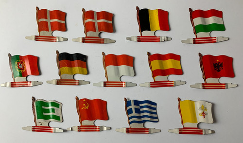 Lot drapeaux metal - lot,