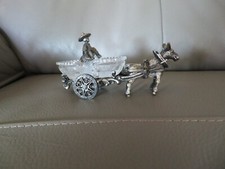 saleron en cristal taillé et sa carriole en métal argenté tiré par son âne