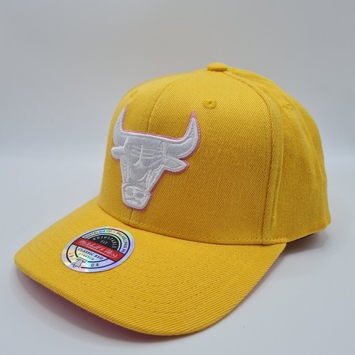 Casquette snapback réglable