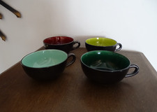 4 tasses colorés / tasses de couleur café thé vintage faience ST CLEMENT  1960