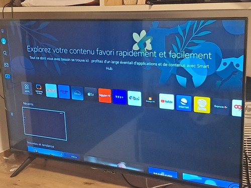 Samsung ue55au7172u 4k - 55",