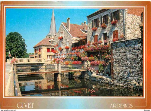 Carte postale givet - carte,