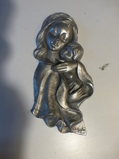 en étain Vierge à l’Enfant signée GIGLIO  haut 19 cm
