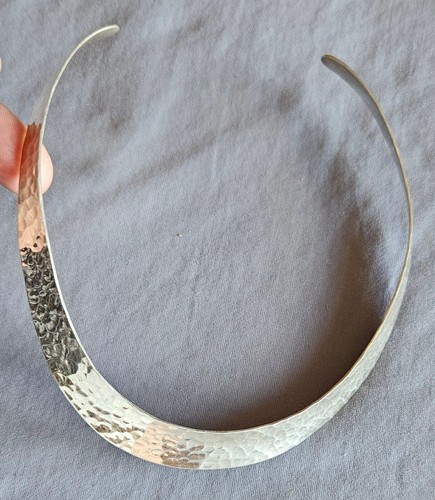 Collier torque ras - du, cou