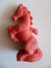 Figurine gomme ESSO GLUP'sville - le père HENI version rouge