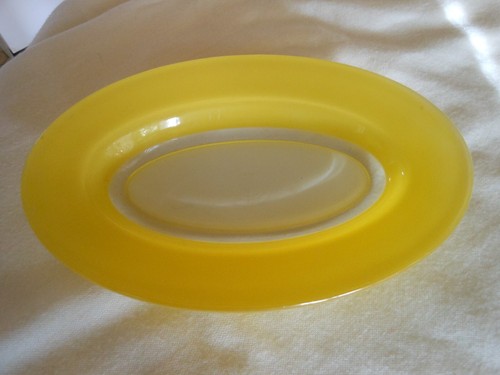 Petit plat ravier verre - plat,