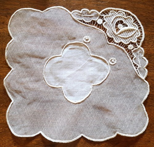 Napperon ancien tulle - napperon, -ancien