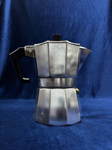 Ancienne cafetière expresso