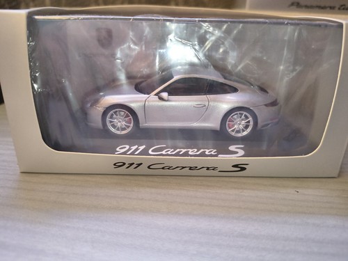 Porsche 911 carrera 2015 - carrera,