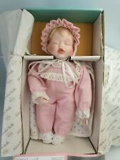 Livre poupée bébé nouveau-né Knowles Elizabeth's Homecoming trésors premier numéro 1989