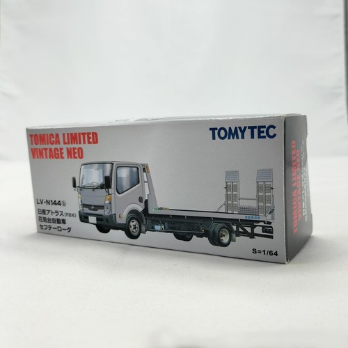 Mini voiture tomy - tec, nissan
