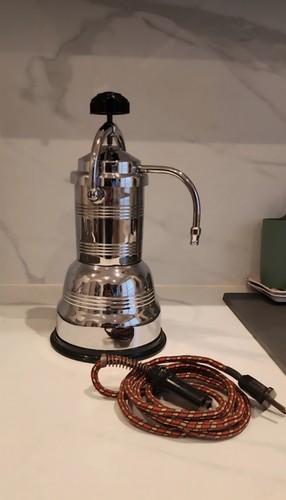 Magnifique machine café - à,