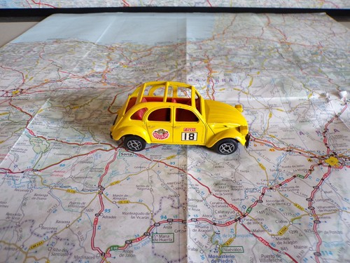 Citroen cross echappement - 2, cv