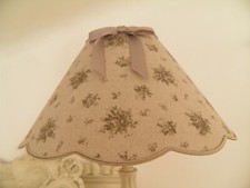 abat-jour festonné fond lin