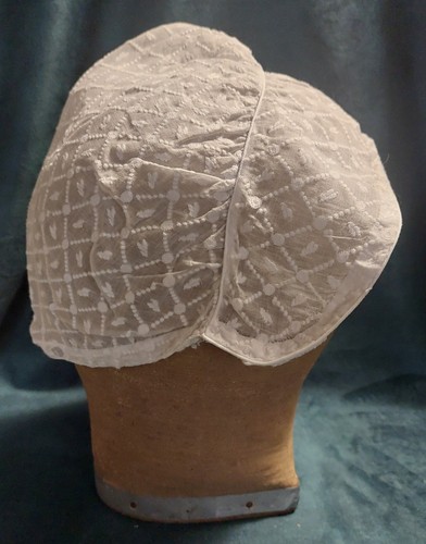 Coiffe ancienne bonnet époque