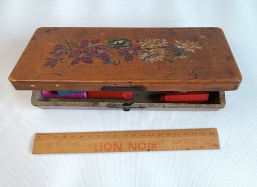 Plumier ancien avec une - avec,