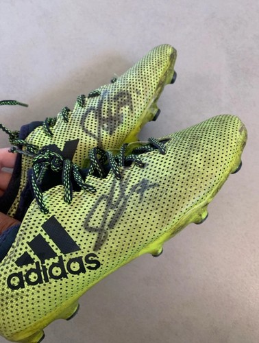 Crampons signé par sakina - signé,