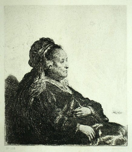 Vieille femme coiffée - vieille,