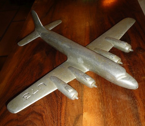 Gros avion métal alu année - métal,