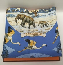 HERMES cheval CARRE 90