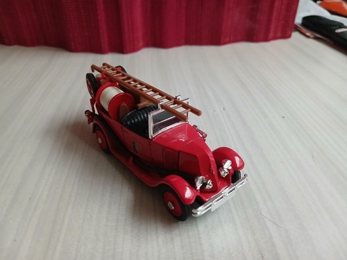 Miniature véhicule pompier - miniature,